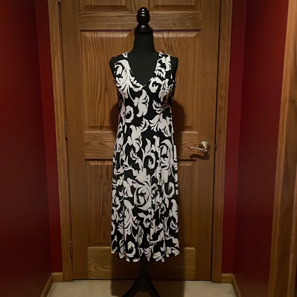 Dress Barn Size 8 Black Tan Floral Sleeveless Dress